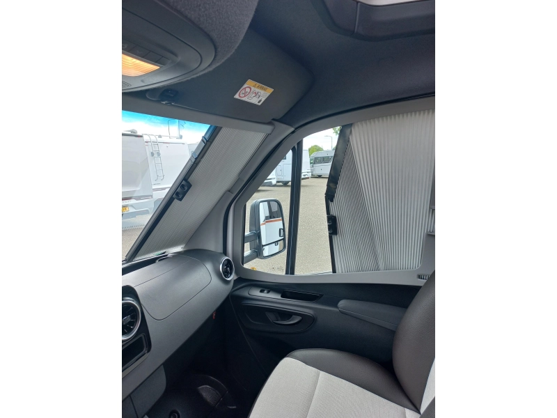 Weinsberg CaraCompact MB 640 MEG Pepper Smart TV Aut Solar  foto: 11