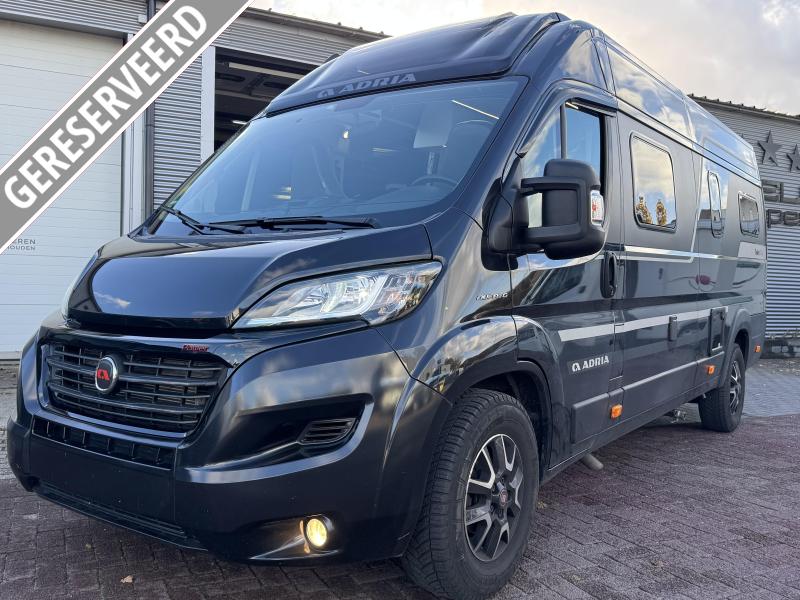 Adria Twin Supreme 640 SGX 9T Automaat- Hefbed  foto: 0