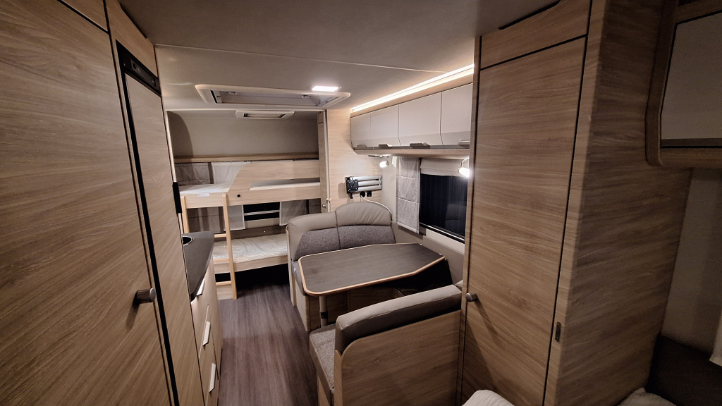 Knaus Caravans Sudwind 550 FSK foto: 8