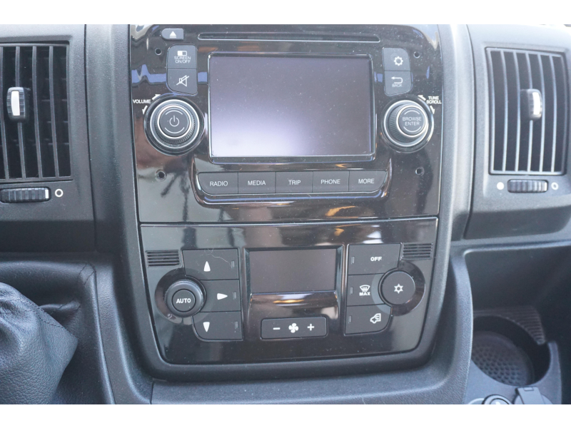 Eura Mobil Profila T 680 QB  foto: 16
