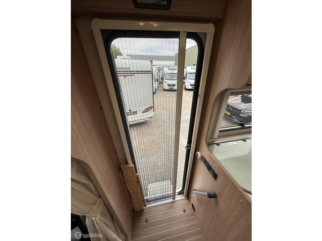 Sunlight T66 Single beds! Automatic! photo: 7