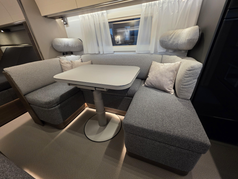 Adria Alpina 663 HT  foto: 14
