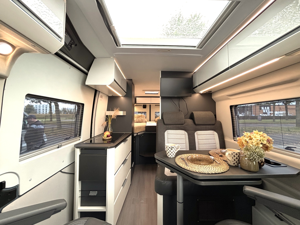 Adria Twin Supreme 640 SLB ENKELE BEDDEN FIAT 8 TREKHAAK foto: 18