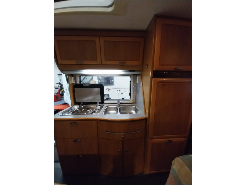 Hymer Tramp met maxxfan, zonnepaneel  foto: 4