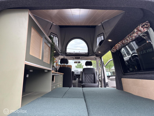 Volkswagen T6 2017 Buscamper Nevada Two-tone! Foto: 10