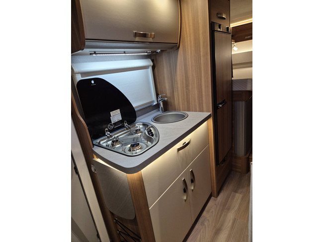 Weinsberg CARACOMPACT 600 MEG PEPPER 163 PK SLECHTS 47.451 KM !! TV + SATELLIET LENGTEBEDDEN CRUISE CONTROL foto: 15