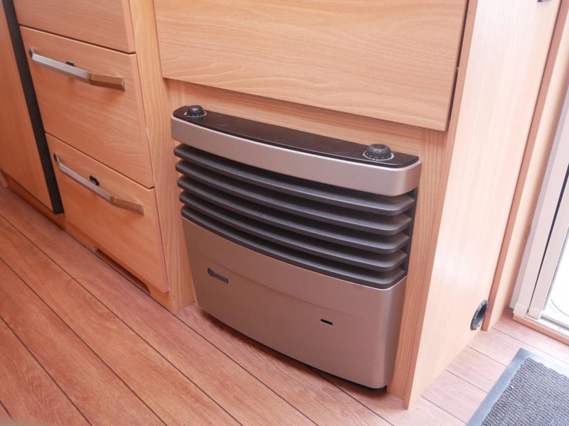 Knaus Sudwind Silver Selection 420 QD Incl. mover en fietsenrek  foto: 15