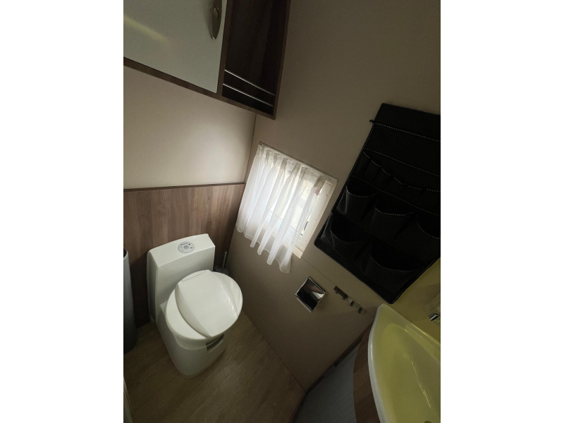 Fiat Ducato 640 / 700 UNIQUE! Awning Fiet photo: 15