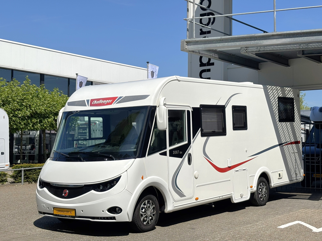 Challenger Sirius 3087 GA EINZELBETTEN + HUBBETT EURO 6 Foto: 5