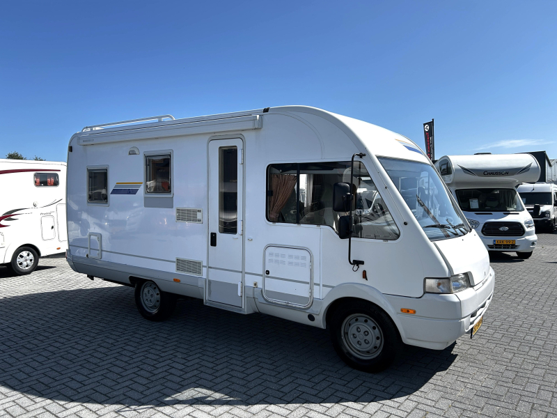 Bürstner I 578 Fransbed/6M/INRUILKOOPJE!  foto: 1
