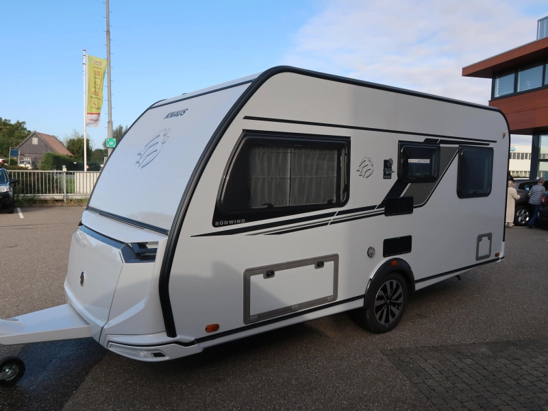 Knaus Sudwind Black Selection 450 FU  foto: 19