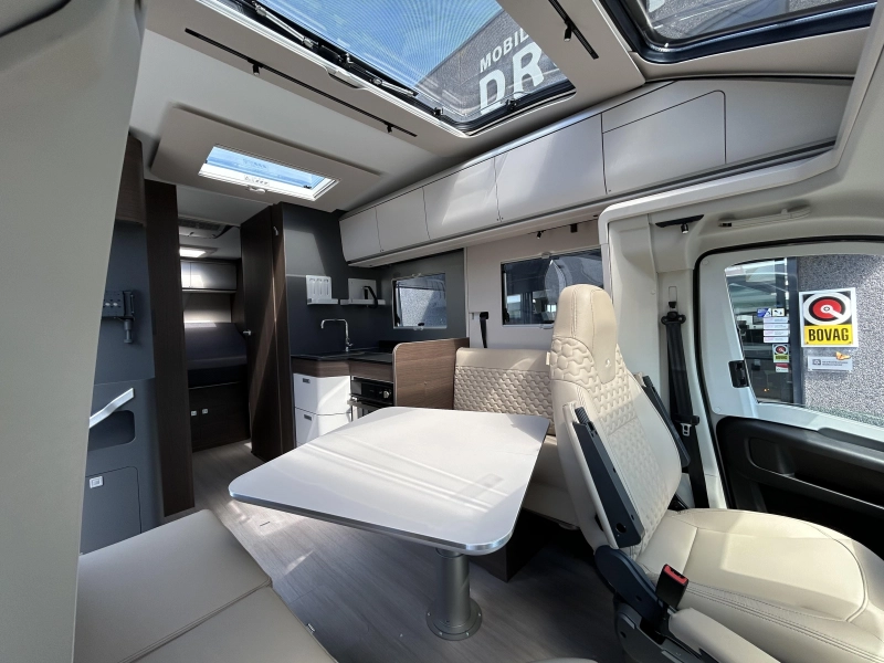 Adria Coral Supreme 670 DC 180CV - autom&aacute;tico - cuero foto: 8