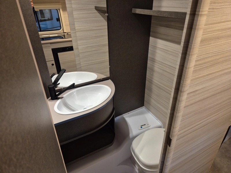 Dethleffs C'Joy Active 460 LE Tijdelijk uitverkocht  foto: 3