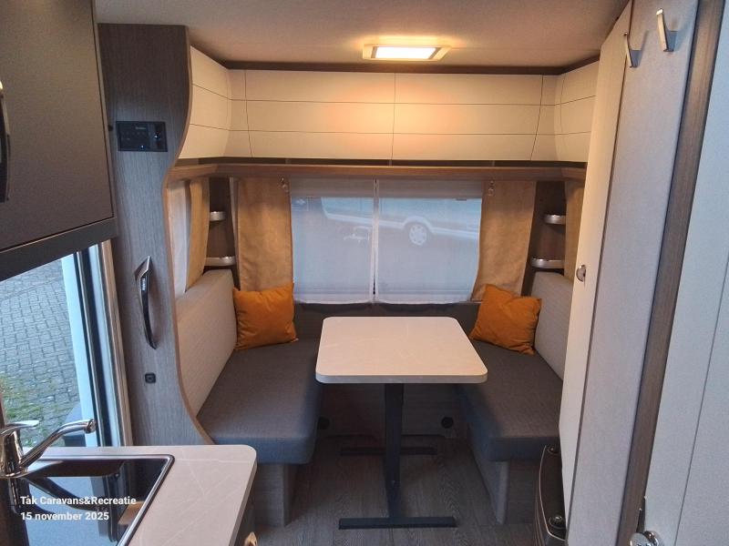 Hobby Ontour 460 DL lengte bedden 