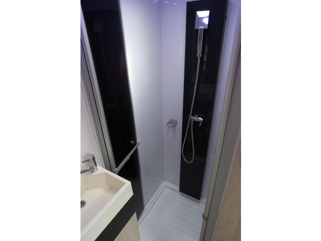 Chausson 757 SPECIAL EDITION | KEURIGE STAAT | 2X ZONNEPANEEL | 150PK | luchtvering foto: 18