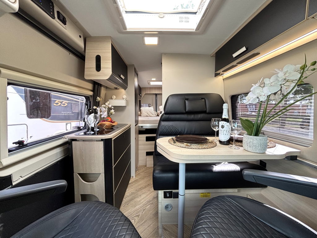 Chausson Sport Line 690 9-TRAPS AUTOMAAT HEFBED FIAT 8 180PK foto: 20