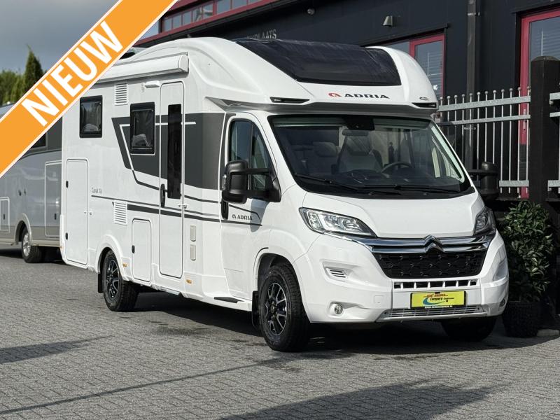 Adria Coral Supreme MB 670 DL Face-To-Face 