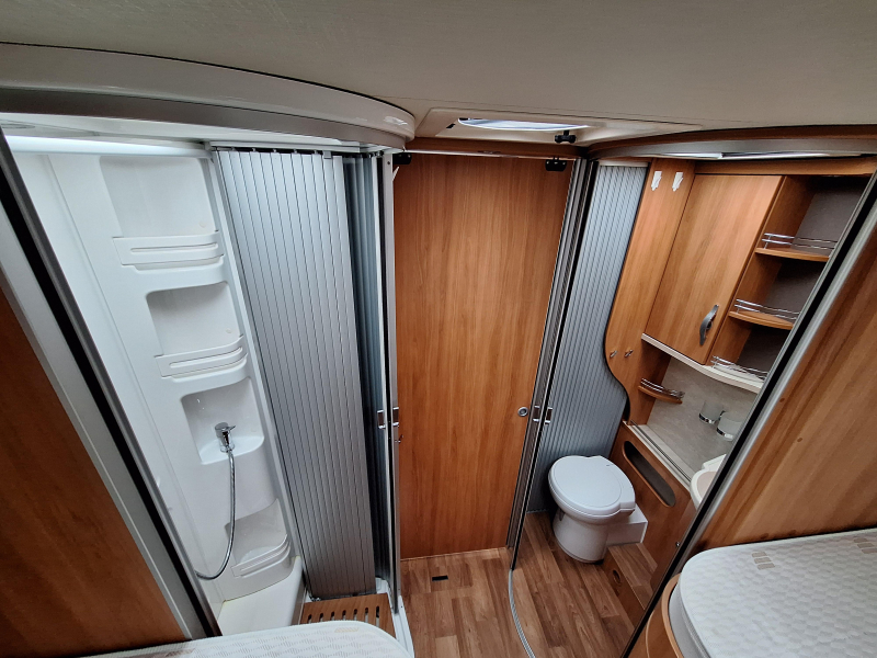 Hymer Tramp CL -2 APARTE BEDDEN+HEFBED  foto: 13