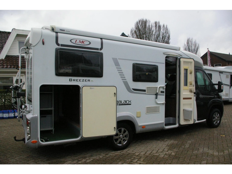 LMC Breezer 646 G Enkele bedden, XXL Garage  foto: 4