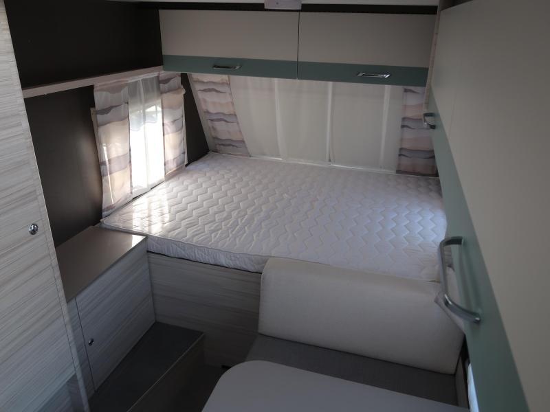 Dethleffs C'Joy 420 QSH MET VENTURA VOORTENT  foto: 15