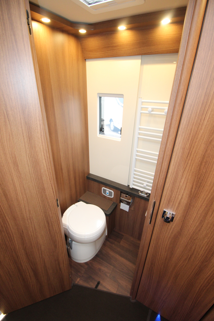 Carthago Chic E-line i 64 XL Q photo : 12