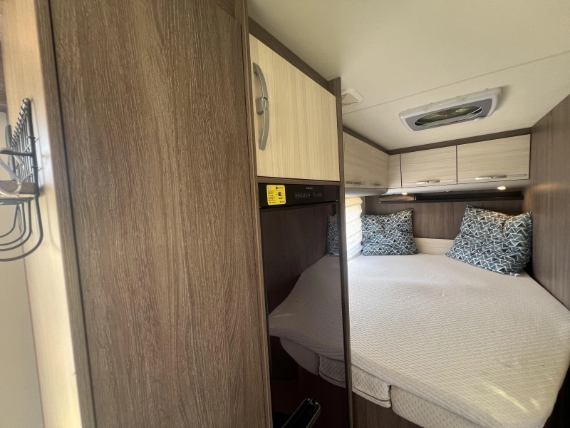 Bürstner Nexxo T 660 Origineel NL camper NAP  foto: 10