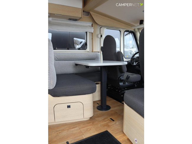Hymer BMC-I 600 White Line 177cv Autom&aacute;tico | Cama abatible | Camas longitudinales | Control de crucero adaptativo | Chasis SLC | Ventilaci&oacute;n de inodoro SOG | Doble vivienda foto: 5