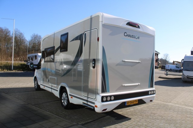 Autocaravana compacta de ocasi&oacute;n joven Chausson Exclusive Line 660 autom&aacute;tica 170 CV (85 foto: 7