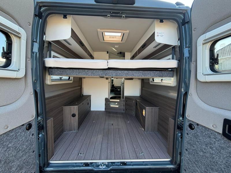VANTourer 630 L HEFBED 180pk autom BE37  foto: 12