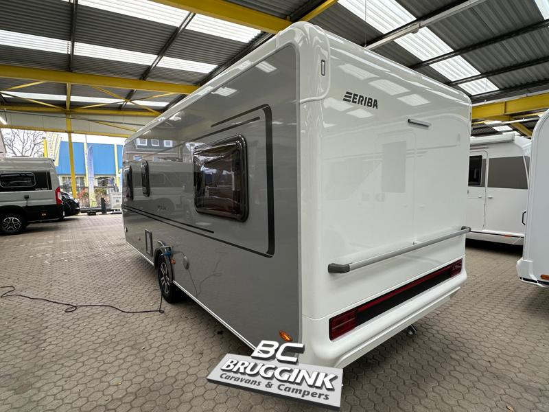 Eriba Novaline 495 SINGLE BEDS photo: 11