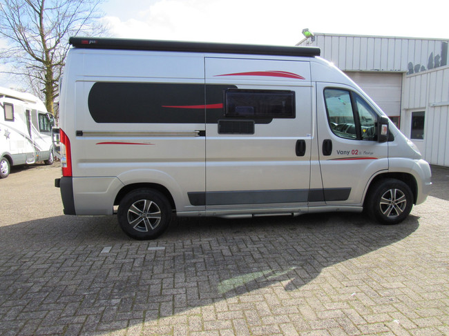 Challenger VANY 02 S Prestige Kastenwagen Festbett Bj12-2012 Foto: 6