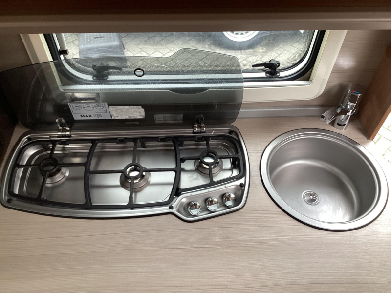 Knaus Sport 460 EU camas individuales foto: 11