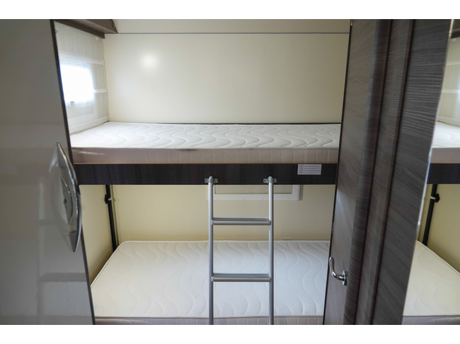 McLouis Carat 822 G | 2.3 160Hp | 6-Person Integral photo: 15