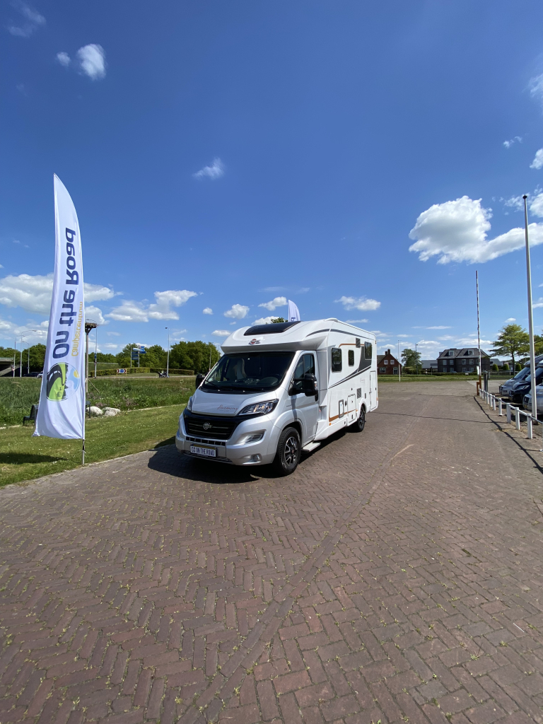Bürstner AUTOMAAT Lyseo Harmony Line 690 G Half-integraal, Motor-airco, Enkele-bedden, Hefbed, Garage, Halve-treinzit, Draaistoelen, Bj. 2021 Marum  foto: 32