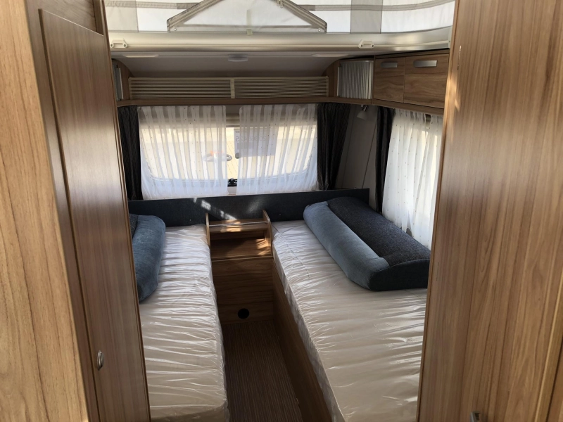 Eriba Feeling 470 I am for rent! photo: 2