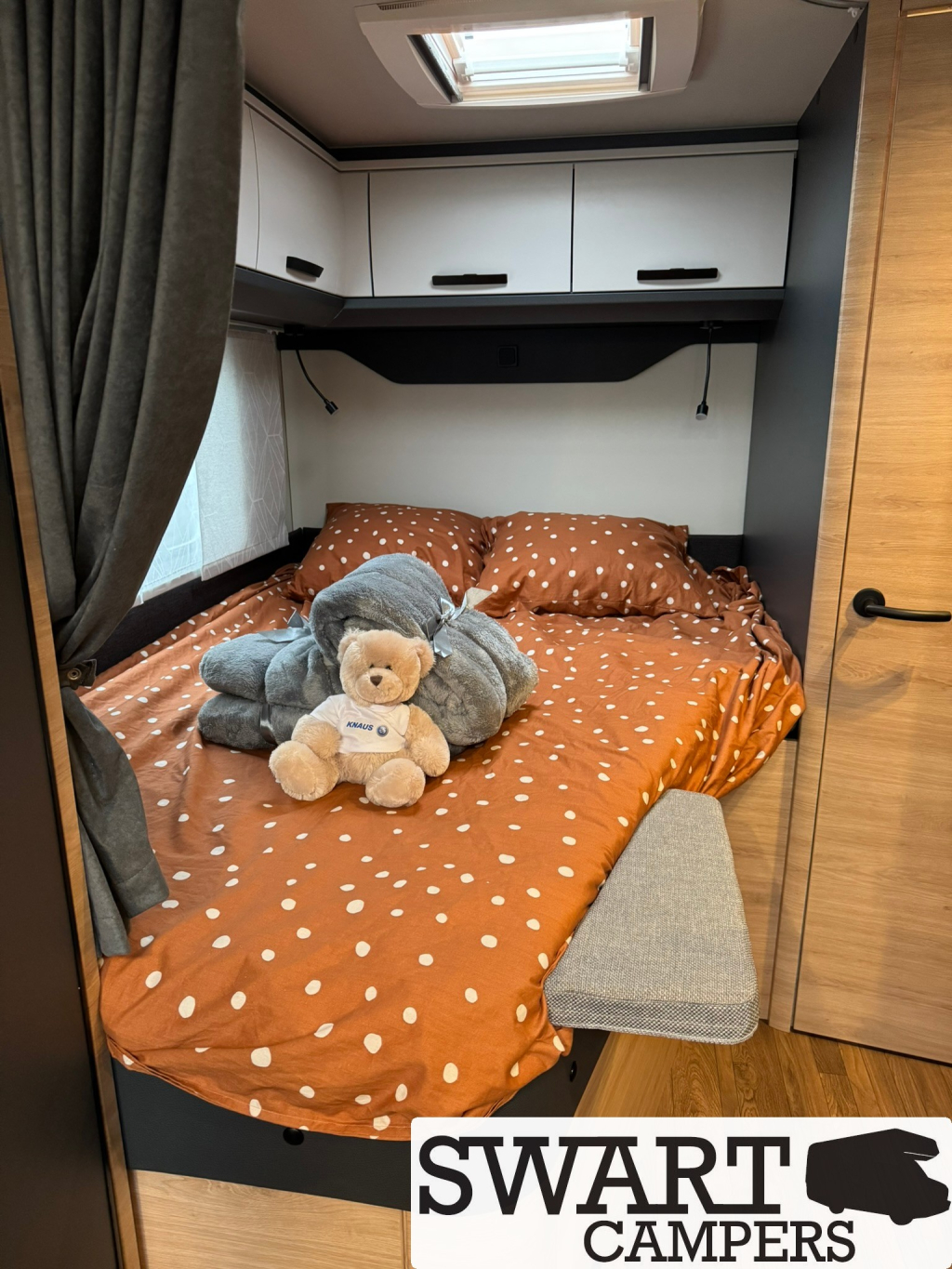 Knaus L!VE TI 650 MF Platinum Selection, Cama francesa Autom&aacute;tico foto: 17