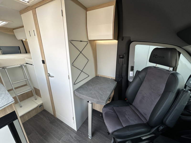Frankia Yucon 6.0 GD 4x4 K-Peak Mercedes Benz  foto: 11