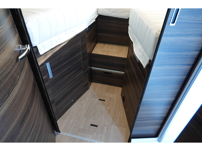 Laika EcoVip H 4109 9-Speed ​​Automatic | E&P Level System | Roof air conditioning | Lithium | 4-person photo: 15