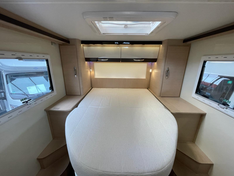 McLouis Nevis 79 G Queensbed Hefbed  foto: 17