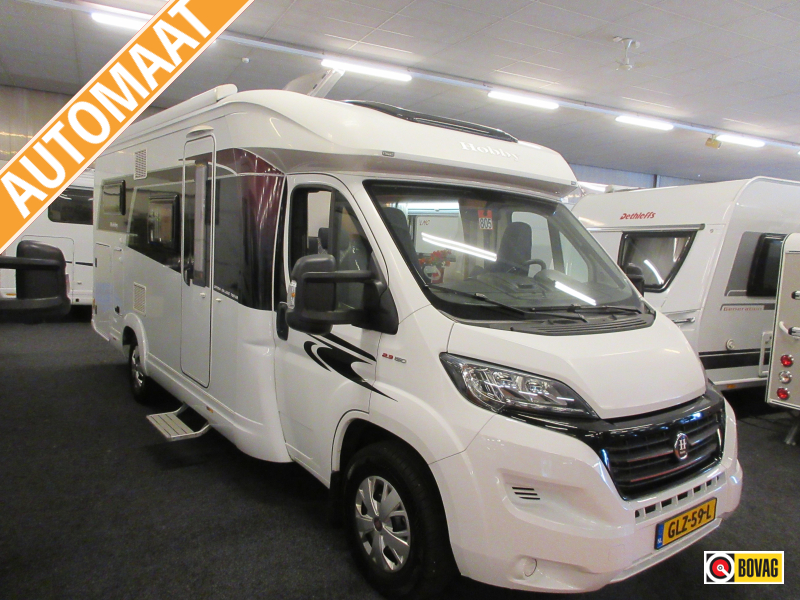 Hobby Optima De Luxe 65 GE AUTOMAAT ENKELE BEDDEN