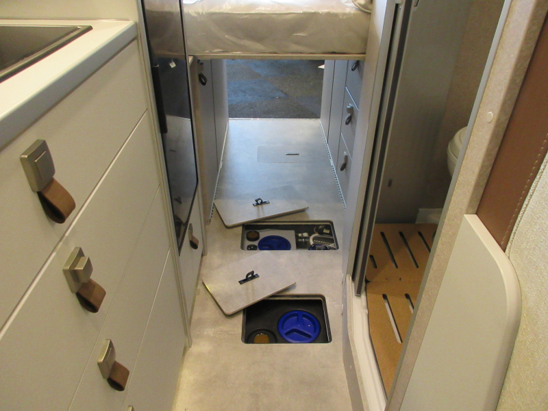 Hymer Yellowstone 601 AUTOM HEAVY CHASSIS!!  foto: 12