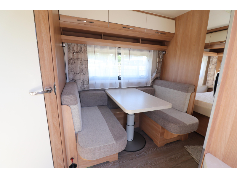 Hobby De Luxe 460 SFF Toldo/Mover/Aire Acondicionado COMPLETO foto: 7