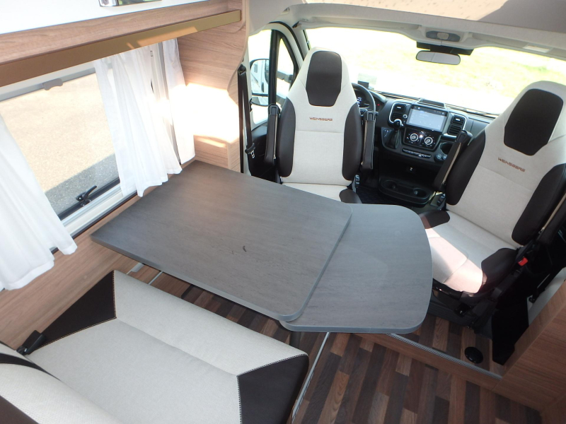 Weinsberg CaraCompact Pepper 600 MF € 5.000,- KORTING  foto: 13