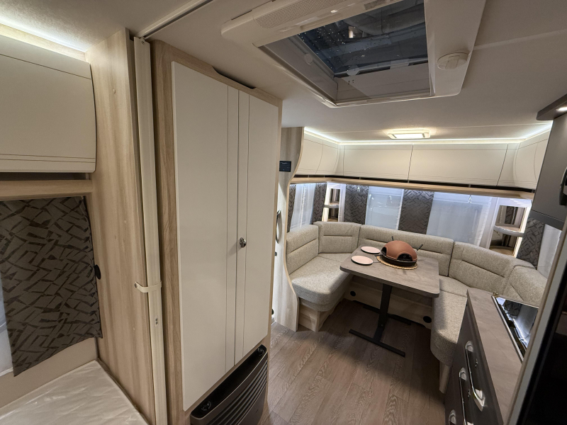 Hobby De Luxe 460 UFE Nieuw | Actie model 2026  foto: 5
