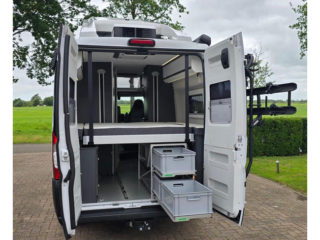 Adria Twin 640 SGX Sports photo : 8