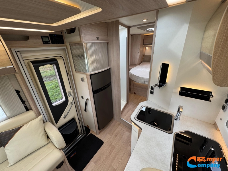 Rapido 696 F Queensbed / Truma E  foto: 15