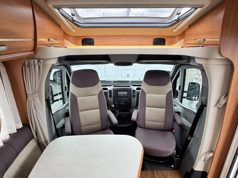 Hymer ML-T 580 - lits jumeaux photo: 3