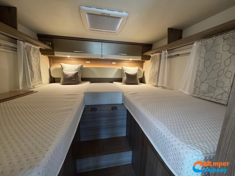 LMC Element T 758 G Camas longitudinales / Cama abatible foto: 16