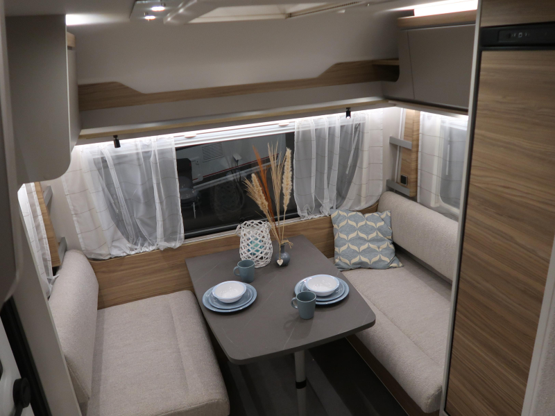 Dethleffs Nomad 460 EL FIRST EDITION UITVOERING  foto: 4