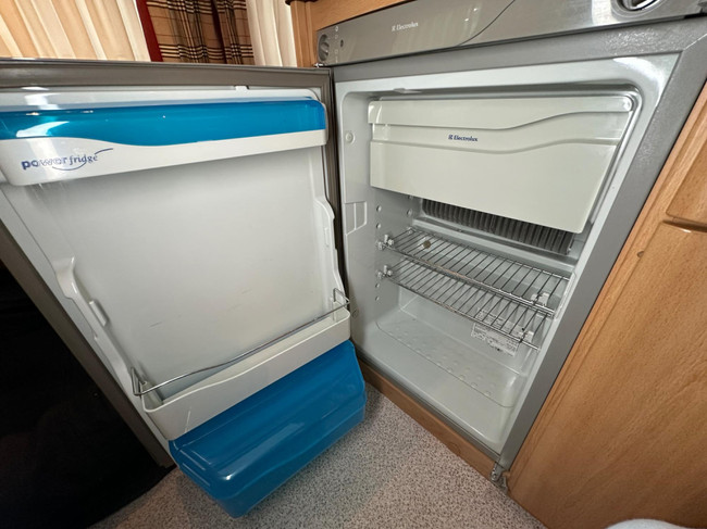 Knaus S&uuml;dwind 400 TK photo: 19